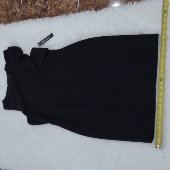 ANTONIO MELANI DRESS. - Picture 8 of 17